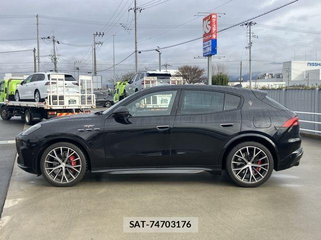 Maserati Grecale 2023-09 2249037-11