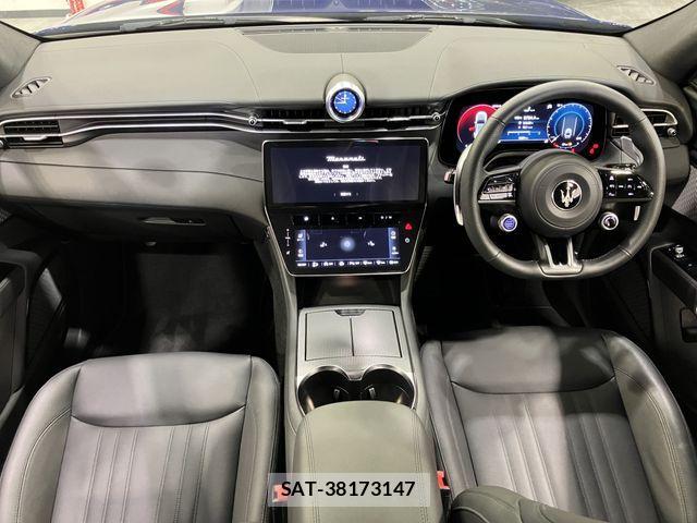 Maserati Grecale 2024-05 2350647-17
