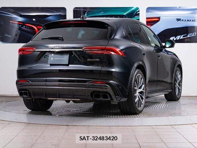 Maserati Grecale 2024-01 3378573-17