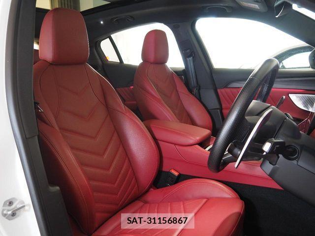 Maserati Grecale 2024-06 3378578-7