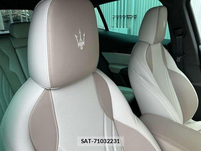 Maserati Grecale 2025-01 4965880-15