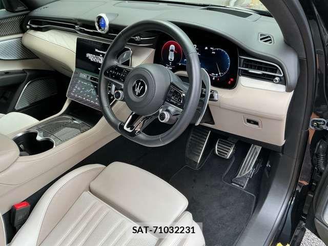 Maserati Grecale 2025-01 4965880-16