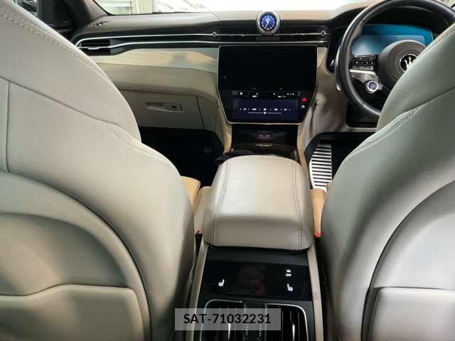 Maserati Grecale 2025-01 4965880-17