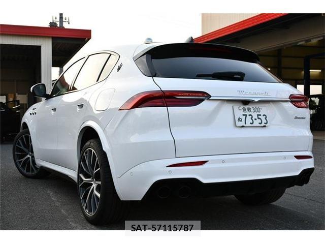 Maserati Grecale 2023-08 5871372-1