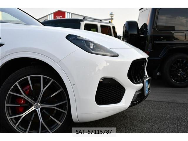 Maserati Grecale 2023-08 5871372-24