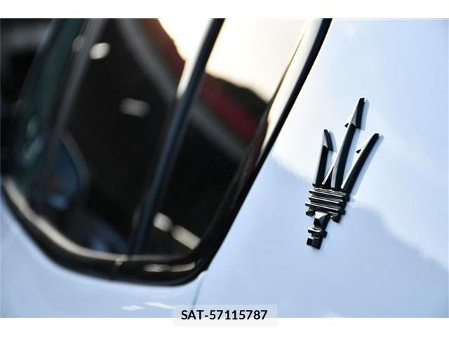 Maserati Grecale 2023-08 5871372-29