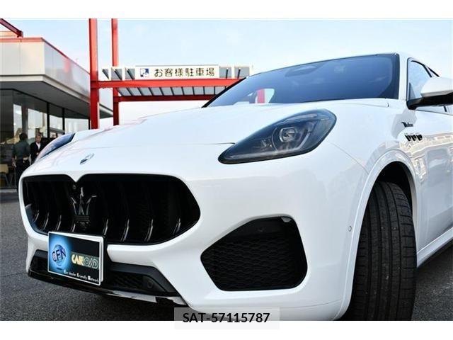 Maserati Grecale 2023-08 5871372-6