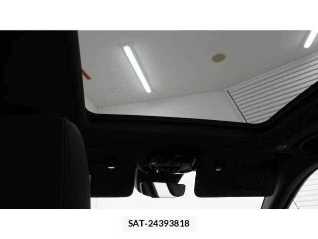Maserati Grecale 2025-12 6012242-11