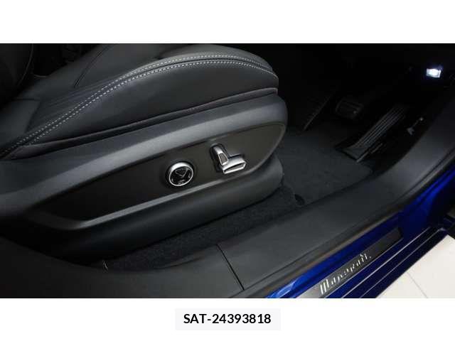 Maserati Grecale 2025-12 6012242-17