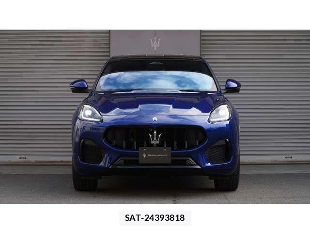 Maserati Grecale 2025-12 6012242-5