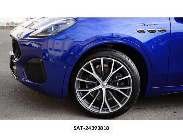 Maserati Grecale 2025-12 6012242-6