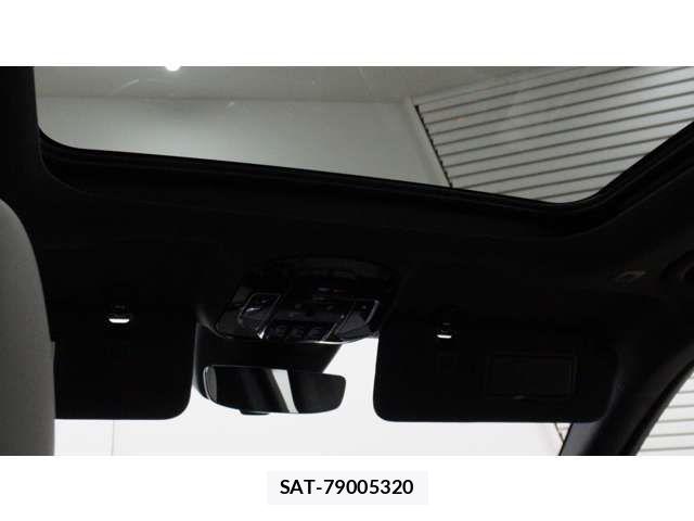 Maserati Grecale 2025-12 6012241-11