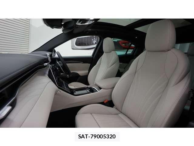 Maserati Grecale 2025-12 6012241-12