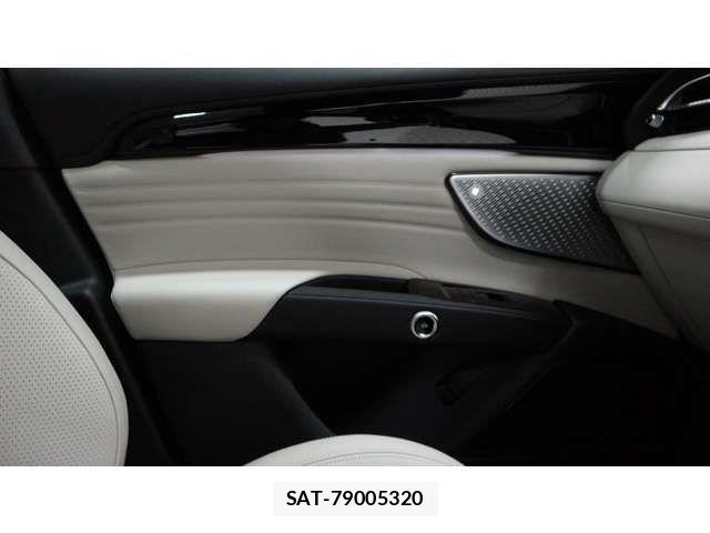 Maserati Grecale 2025-12 6012241-16