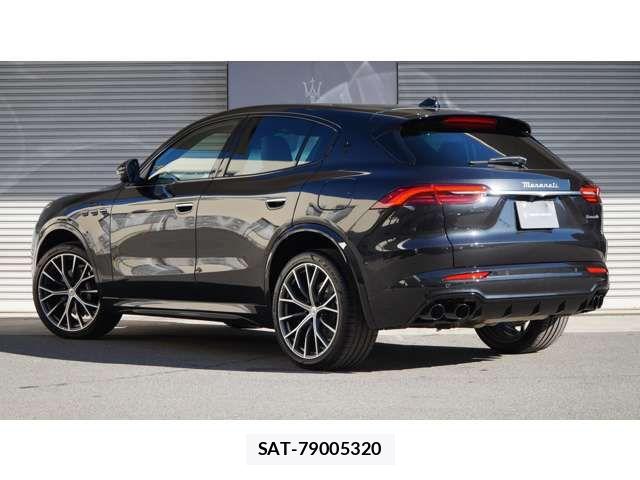 Maserati Grecale 2025-12 6012241-2
