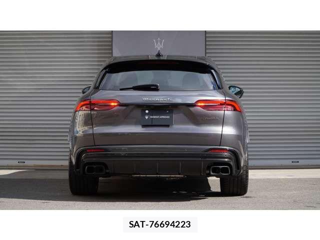 Maserati Grecale 2025-12 6012240-3