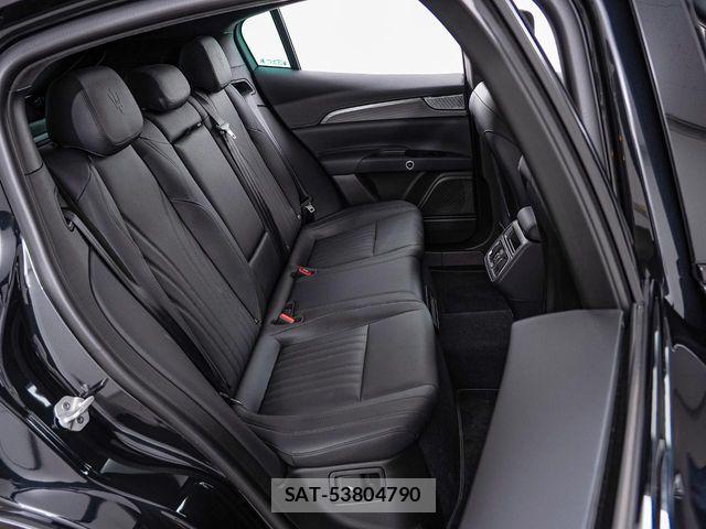 Maserati Grecale 2024-03 6216605-12