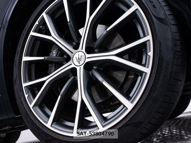 Maserati Grecale 2024-03 6216605-6