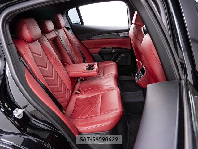 Maserati Grecale 2025-03 6305073-9