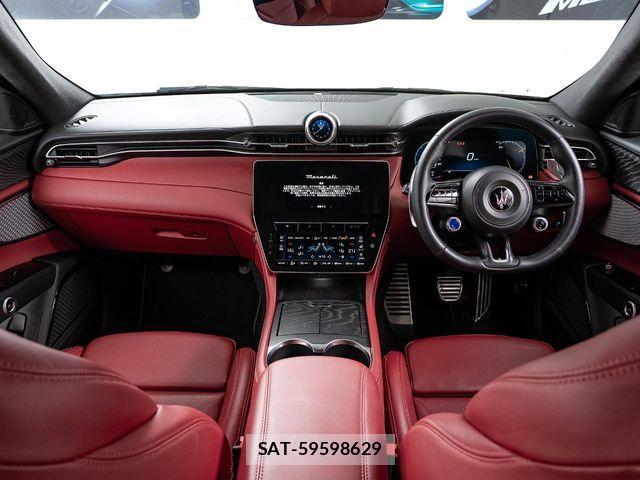 Maserati Grecale 2025-03 6305073-3