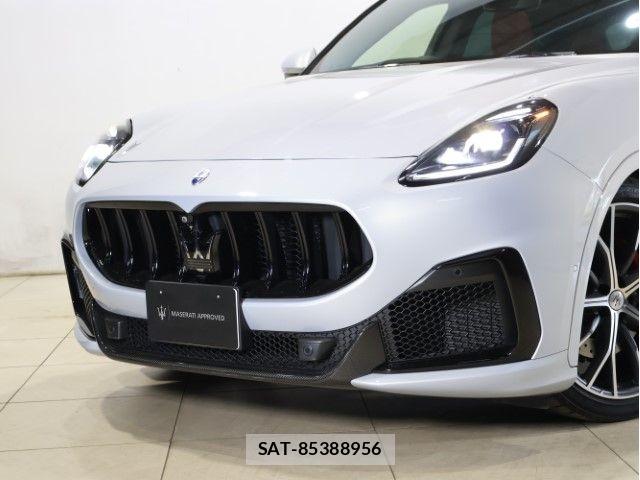 Maserati Grecale 2023-11 6613012-17