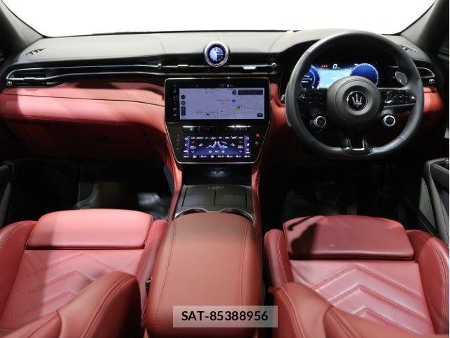 Maserati Grecale 2023-11 6613012-2