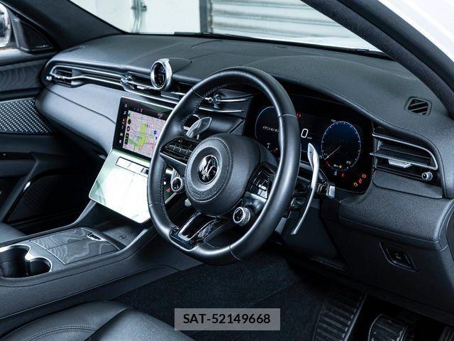 Maserati Grecale 2023-11 6815796-10