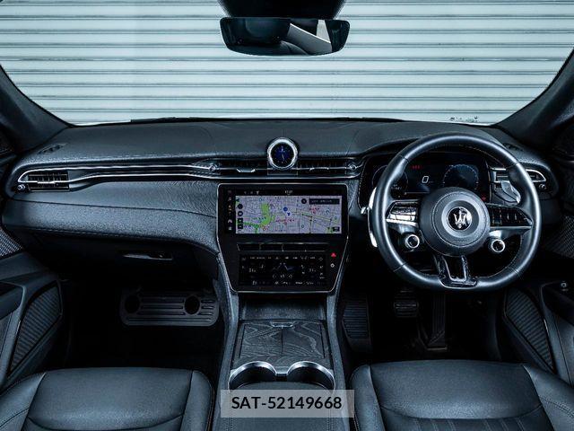 Maserati Grecale 2023-11 6815796-3