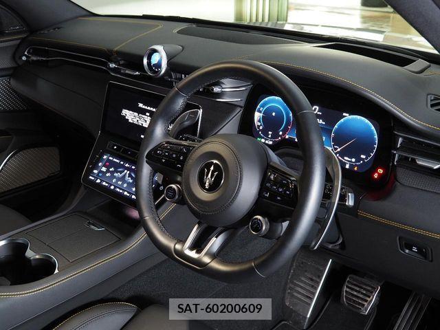 Maserati Grecale 2023-12 6815788-12