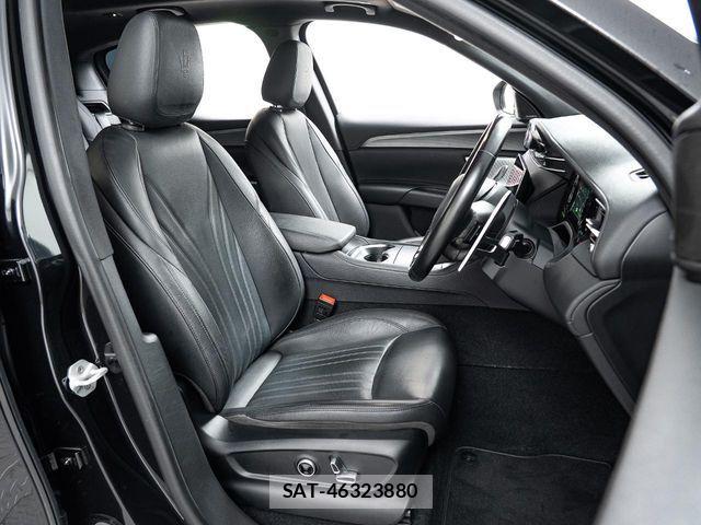 Maserati Grecale 2023-11 7020827-9
