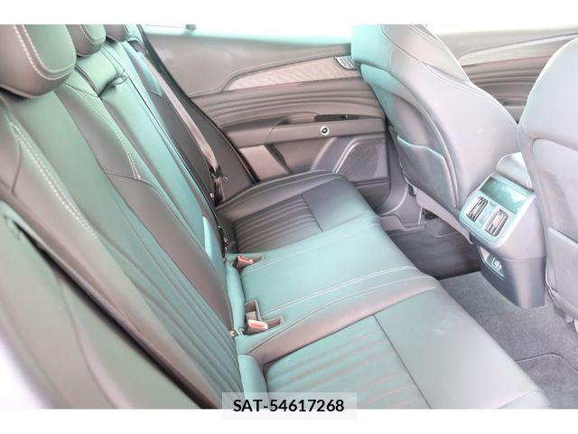 Maserati Grecale 2023-07 7328176-11