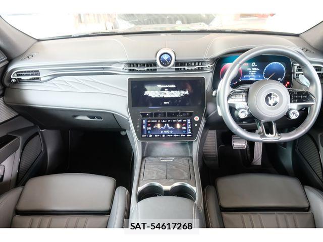 Maserati Grecale 2023-07 7328176-14