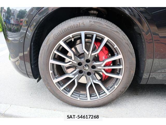 Maserati Grecale 2023-07 7328176-24
