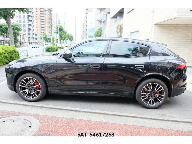Maserati Grecale 2023-07 7328176-7