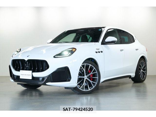 Maserati Grecale 2023-11 7358615-0