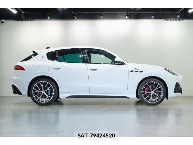 Maserati Grecale 2023-11 7358615-3