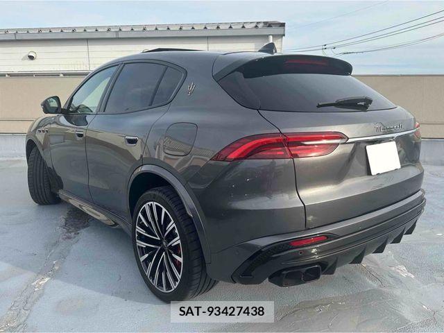 Maserati Grecale 2023-12 7455541-2