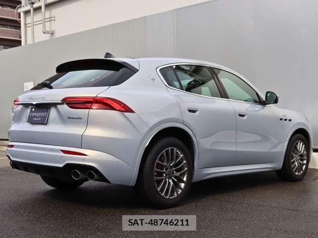 Maserati Grecale 2025-12 7617826-9