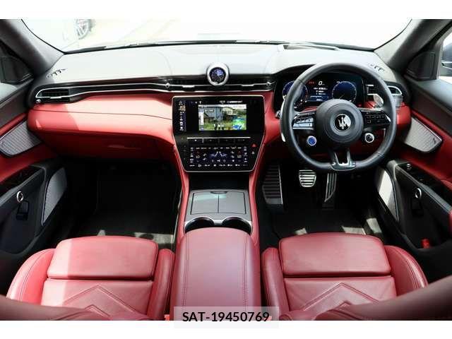 Maserati Grecale 2024-05 7725296-1