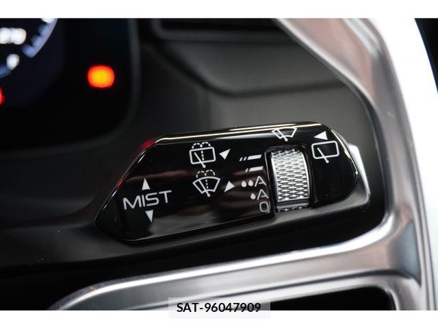 Maserati Grecale 2023-08 7962510-13