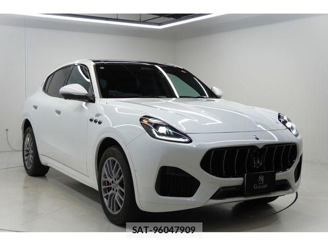 Maserati Grecale 2023-08 7962510-2
