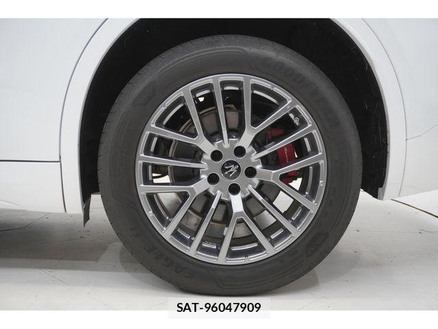 Maserati Grecale 2023-08 7962510-8