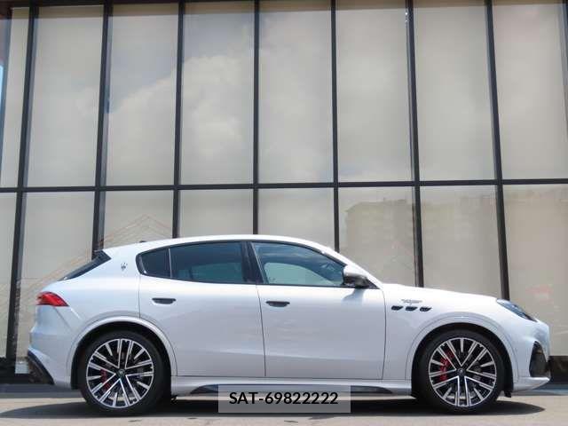 Maserati Grecale 2024-03 8208525-8