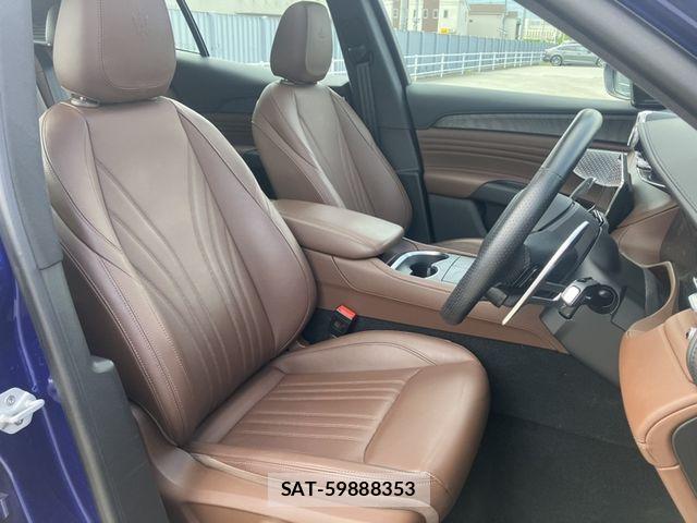 Maserati Grecale 2024-07 8245803-10