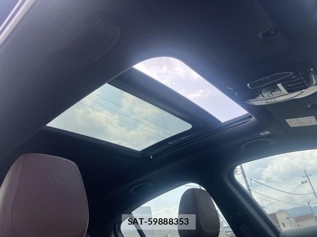 Maserati Grecale 2024-07 8245803-13
