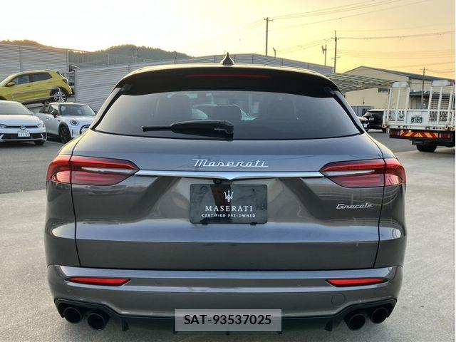 Maserati Grecale 2023-07 8315274-13