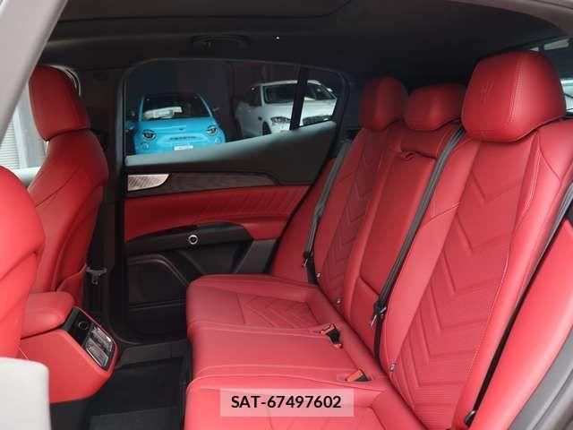 Maserati Grecale 2025-09 8354889-10