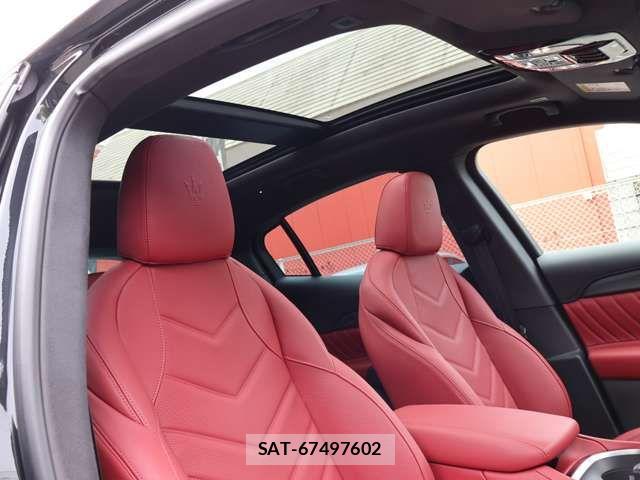 Maserati Grecale 2025-09 8354889-12