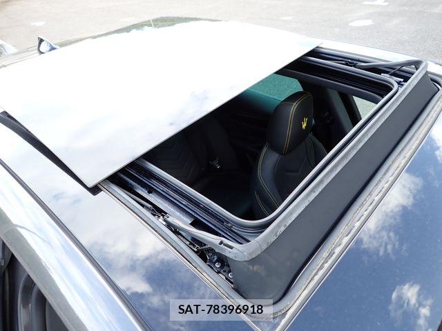 Maserati Grecale 2023-10 8354888-10