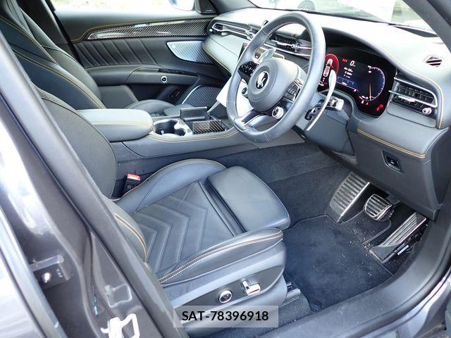 Maserati Grecale 2023-10 8354888-1